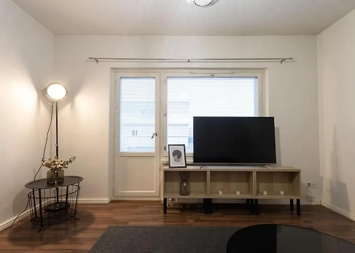 Tilava Huoneisto Helsingissa * Helsinky