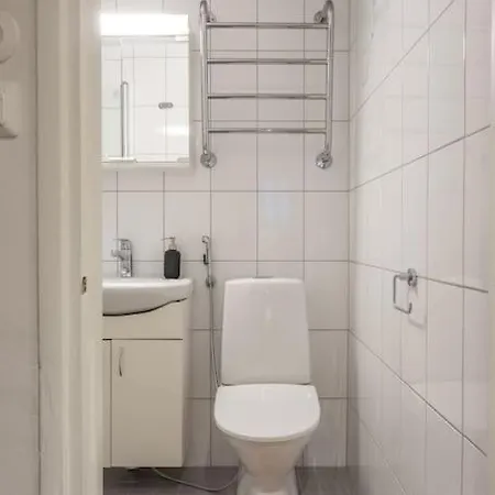 Tilava Huoneisto Helsingissa * Helsinki