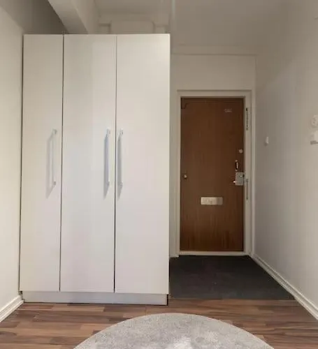 Otel Tilava Huoneisto Helsingissa Helsinki